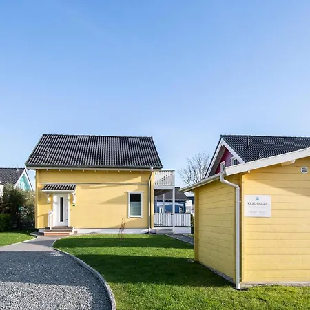 Seepark Ferienhaus Seerose 7 * Süssau
